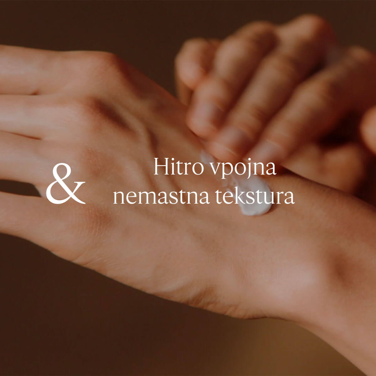 Tekstura L'Occitanove kreme za roke za suho kožo s karitejevim maslom je hitro vpojna in nemastna - roke nahrani in navlaži. 