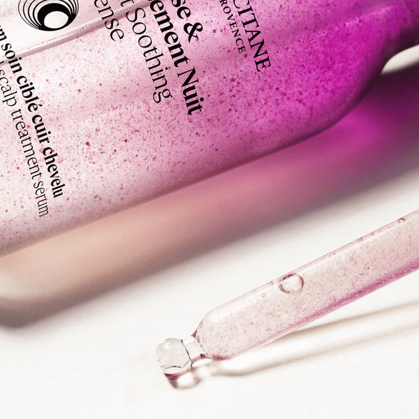 Nočni serum za pomirjanje in zaščito lasišča L'Occitane s kapalko od blizu