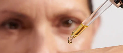 Naravna alternativa retinolu: superizvleček iz immortelle