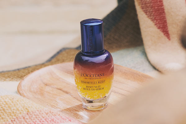 Booster za nočno nego obraza Immortelle Reset – L’OCCITANE 