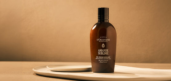 L’Occitanov Piling za telo Amande Sublime – Mandelj