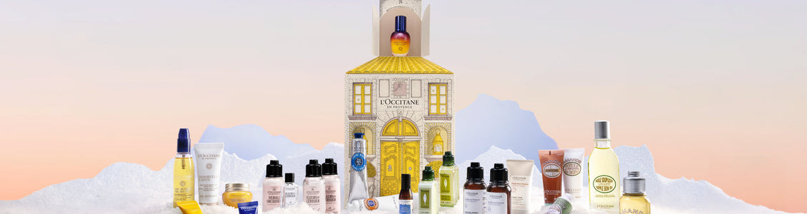 Praznični adventni koledar z razstavljenimi vsemi izdelki, ki jih vključuje