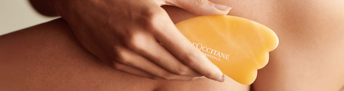 Masažni pripomoček Gua Sha je na voljo tudi v trgovinah L’Occitane 