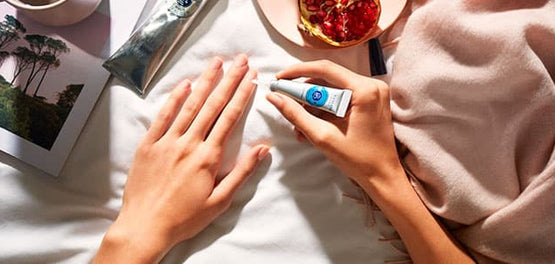 Manikura ženskih dlani